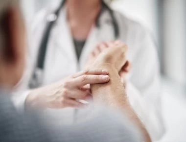 Φυσιολογικοί σφυγμοί: Πώς να τους μετρήσετε και ποιες είναι οι φυσιολογικές τιμές ανά ηλικία (βίντεο)